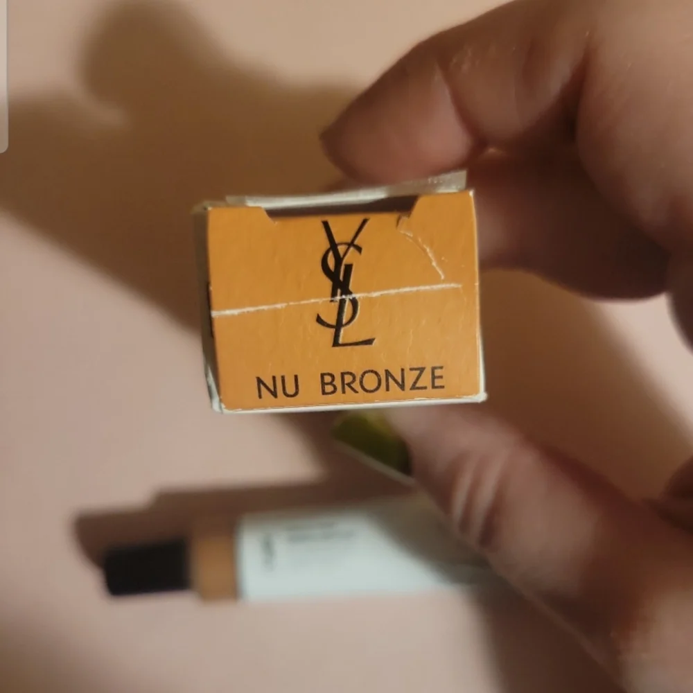 YSL~ Halo Tint Highlighter~ NU Bronze ☆☆ - Picture 3 of 4
